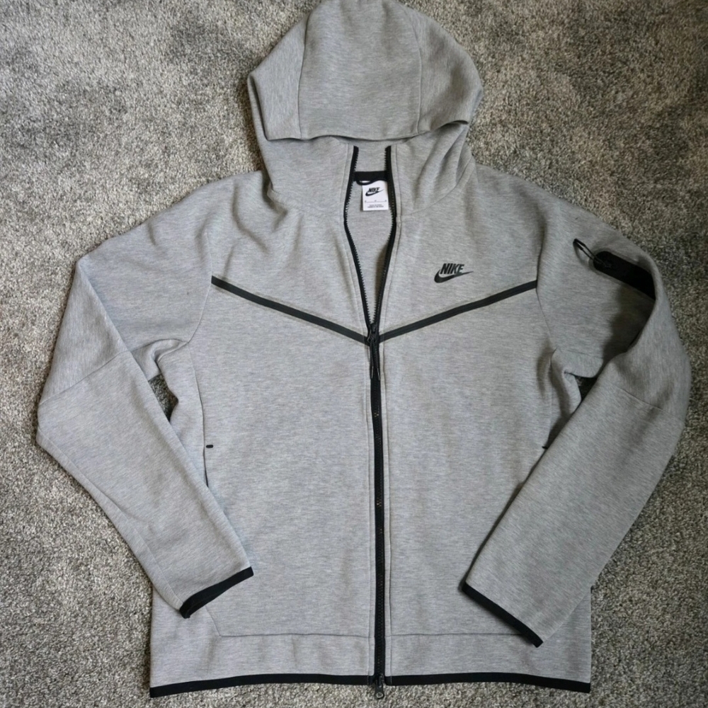 Nike Tech Fleece Windrunner Light Grey Full Zip Hoodie Mens Size Medium